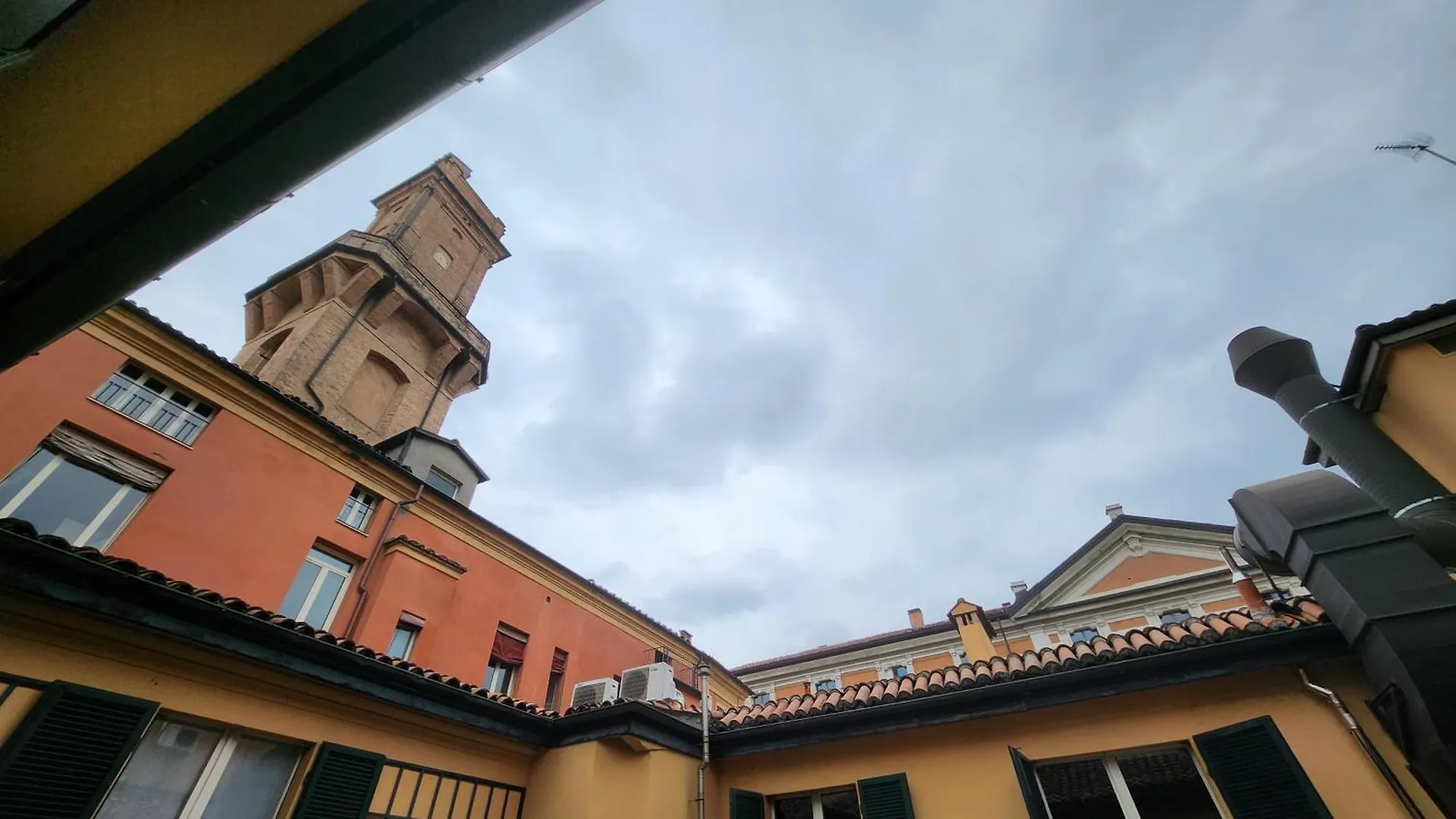 Corte Galliera 1 Bologna Italy